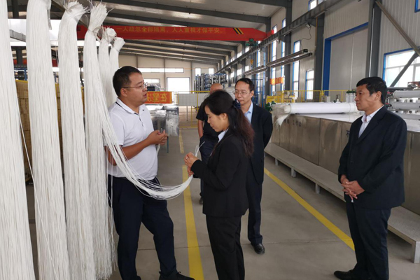 陜西航天建設(shè)集團(tuán)有限公司總經(jīng)理、黨委副書(shū)記謝明娟率隊(duì)赴遼寧一諾環(huán)保產(chǎn)業(yè)集團(tuán)開(kāi)展考察調(diào)研工作 陜西航天建設(shè)集團(tuán)有限公司總經(jīng)理、黨委副書(shū)記謝明娟率隊(duì)赴遼寧一諾環(huán)保產(chǎn)業(yè)集團(tuán)開(kāi)展考察調(diào)研工作